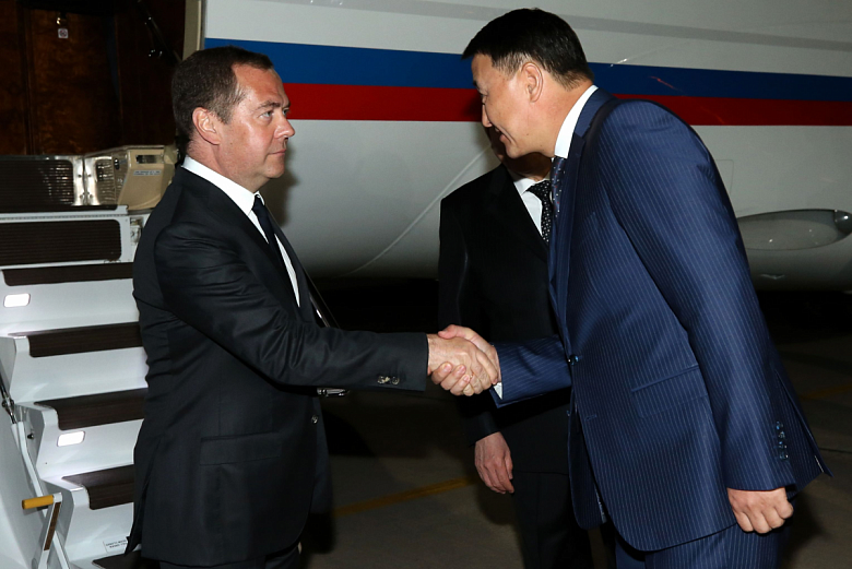 Дмитрий Медведев прокомментировал ситуацию в Кыргызстане