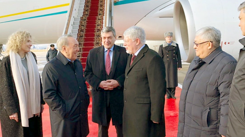 Для чего Назарбаев прилетел в Россию
