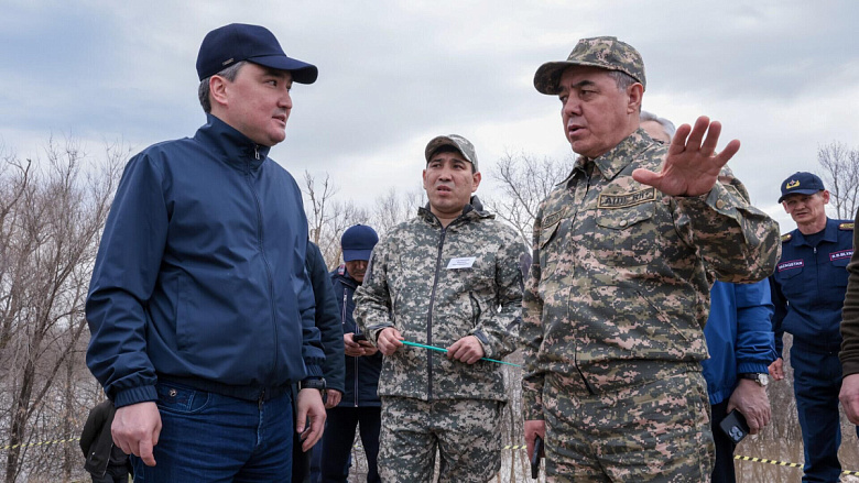 Премьер-министр Казахстана: Сейчас главная задача - защитить Уральск и Атырау