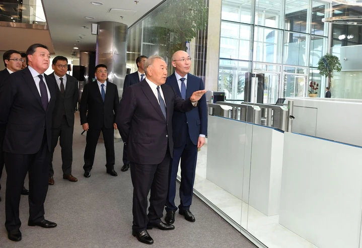 Назарбаев рассказал, как Казахстан может попасть в 30-ку развитых стран
