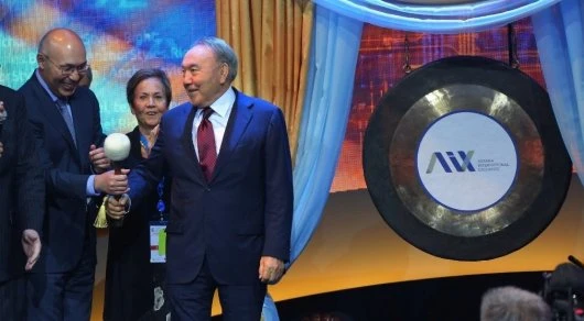 Нурсултан Назарбаев ударил в гонг. Что дальше?