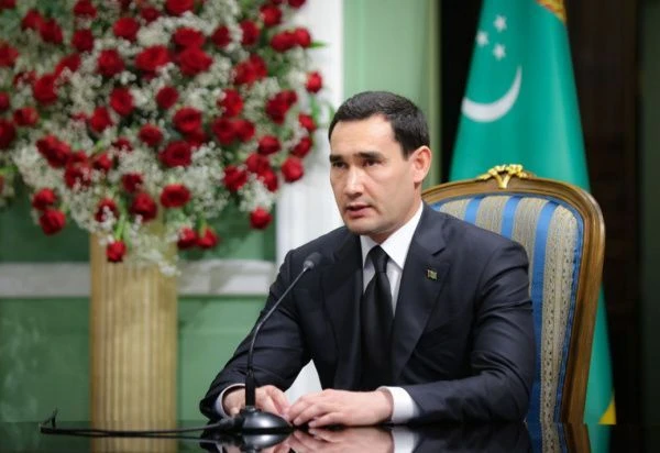 Кадровые перестановки в Туркменистане: на бюрократическом фронте без перемен